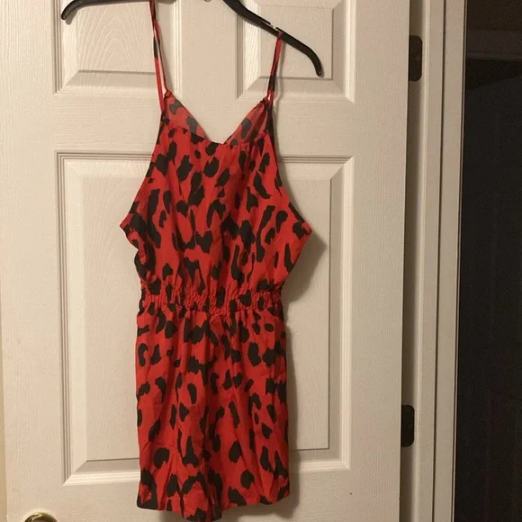 Women’s Summer Jumpsuit size small - Picture 8 of 9